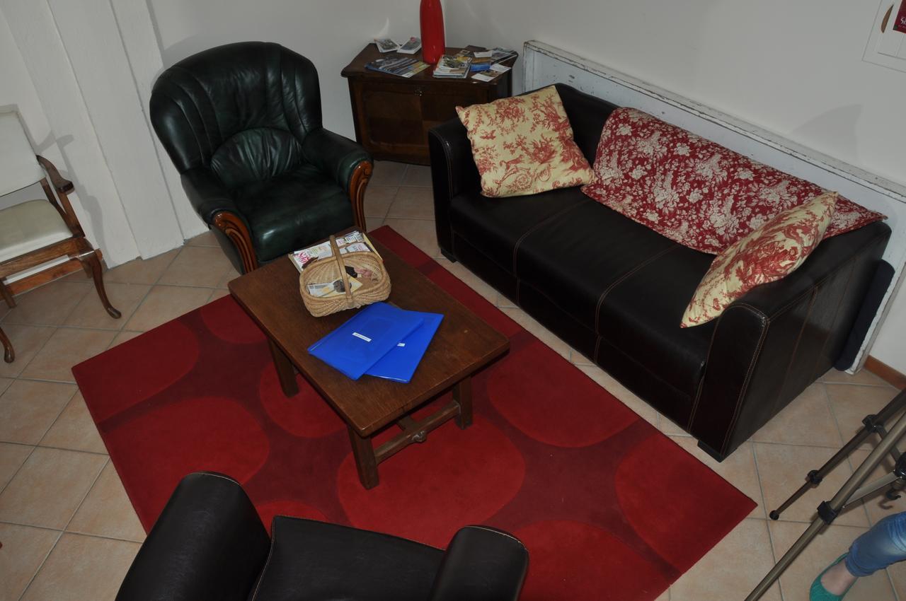 Bed and Breakfast La Ferme De Montaigu Exterior foto