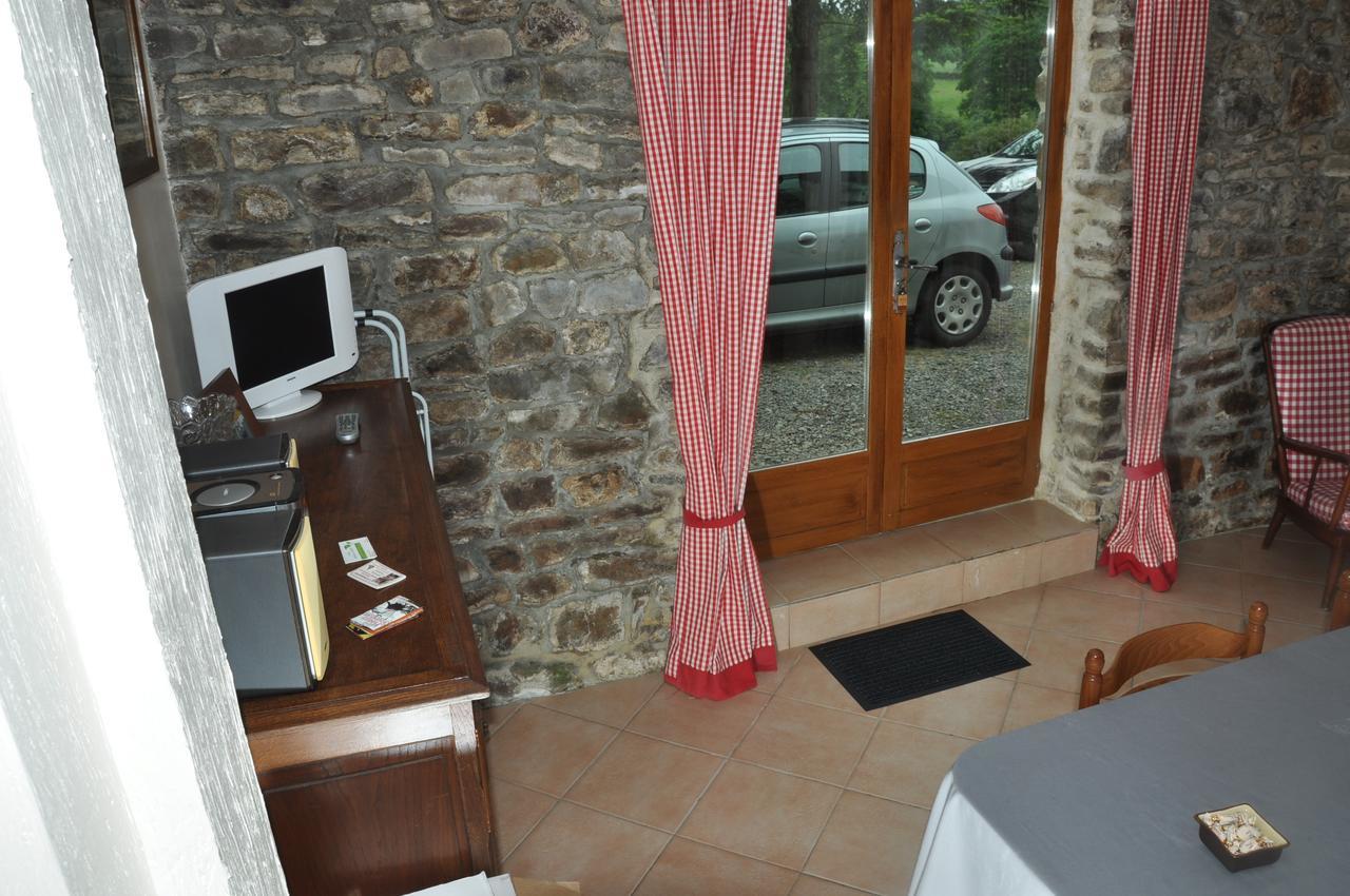 Bed and Breakfast La Ferme De Montaigu Exterior foto